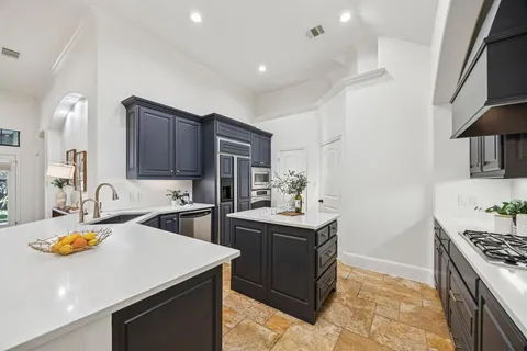 $760,000 | 6156 Stapleford Circle, Dallas, TX 75252