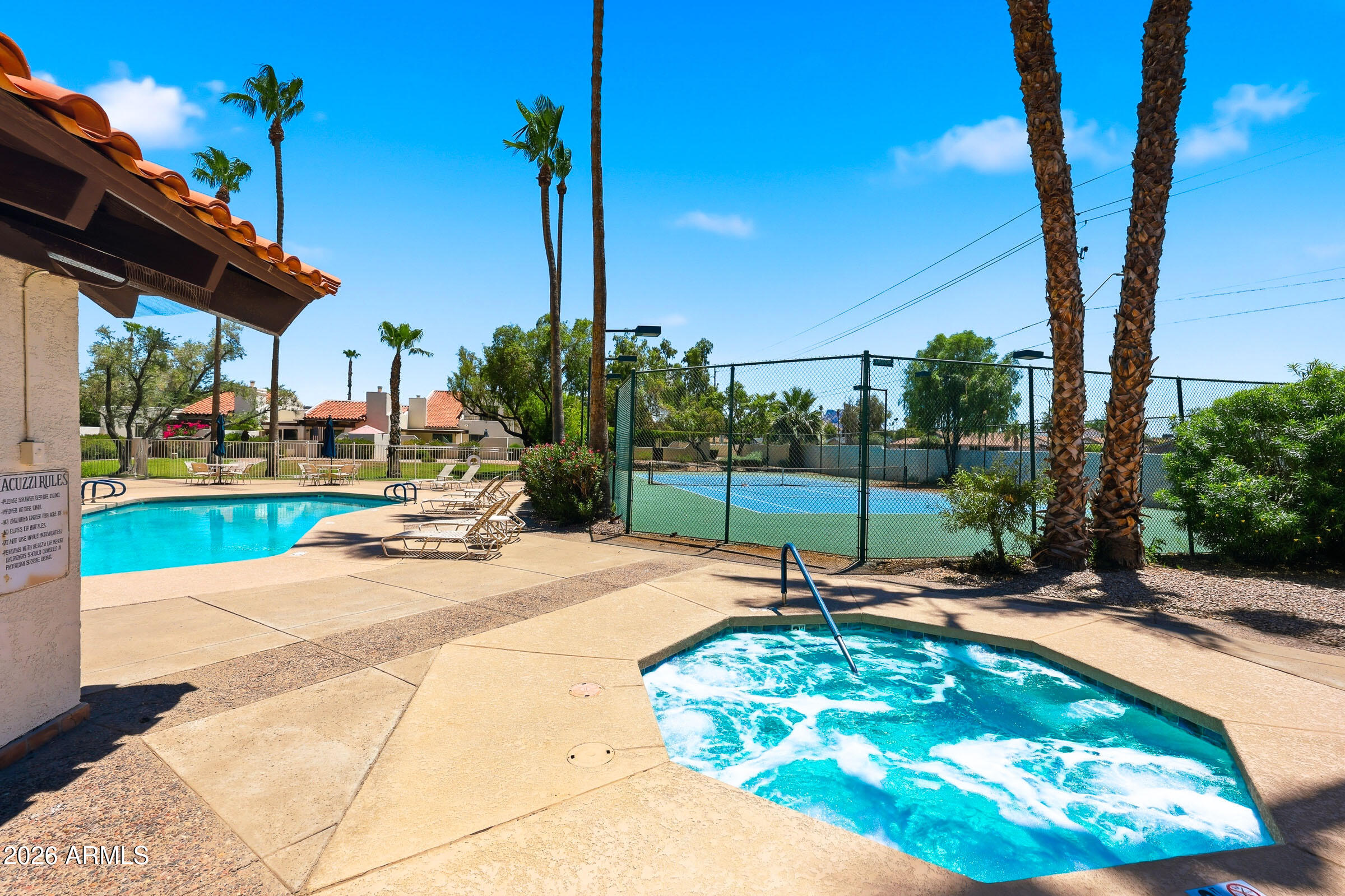 11629 North 40th Way Phoenix, AZ 85028 - Photo 28 of 34 11629 N 40th Way