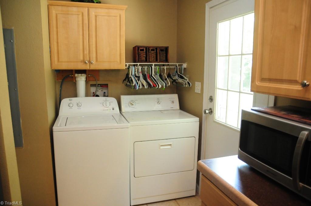 621 Sandy Cross Road Reidsville, NC 27320 - Photo 9 of 21