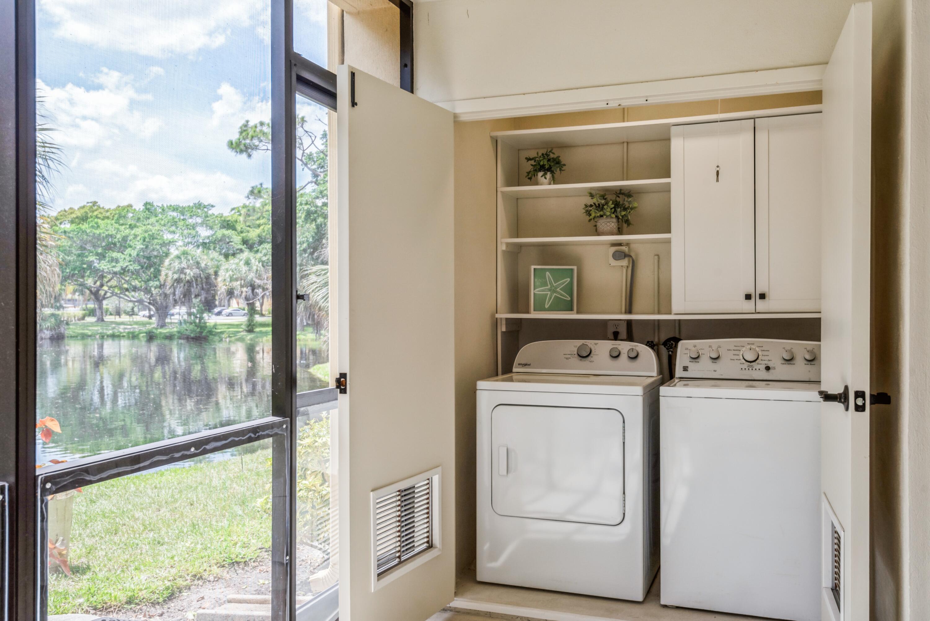 918 Southwest 9th St Circle, Unit 101 Boca Raton, FL 33486 - Photo 19 of 27 Laundry