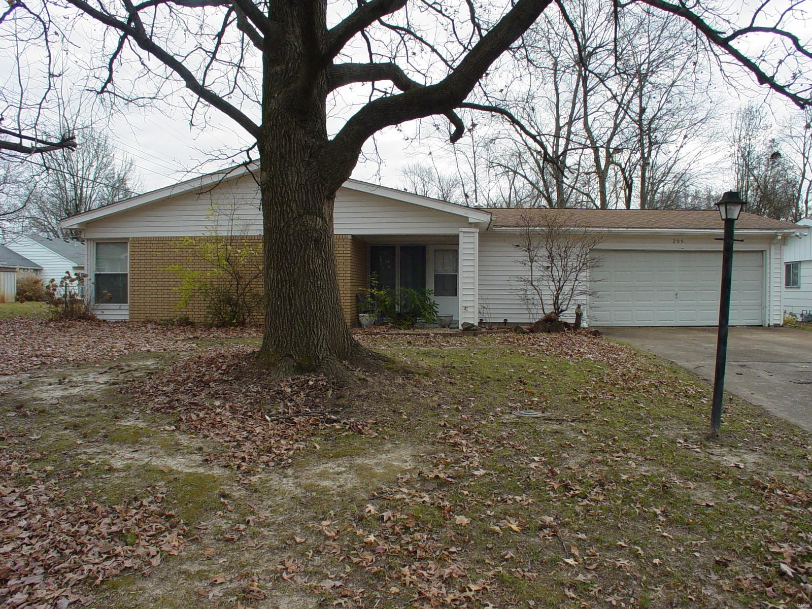 205 North Point Road Fairview Heights, IL 62208 - Photo 1 of 8