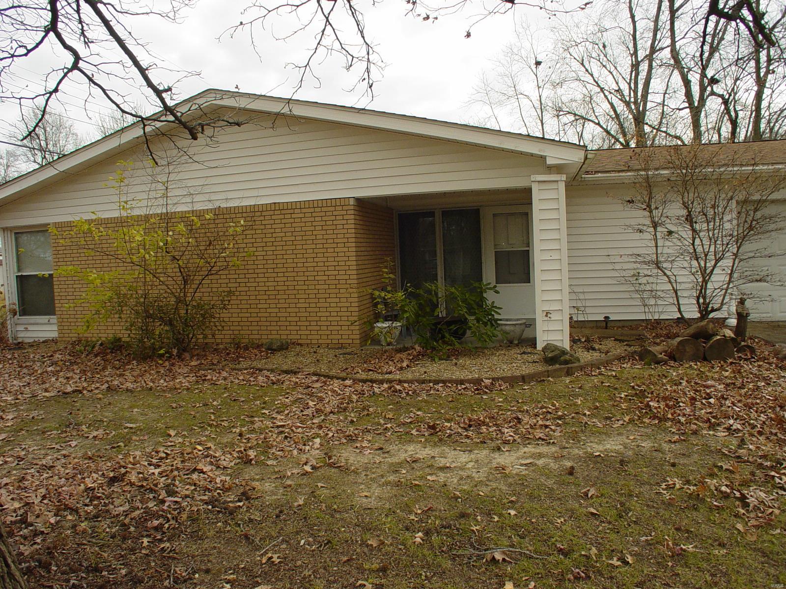 205 North Point Road Fairview Heights, IL 62208 - Photo 2 of 8