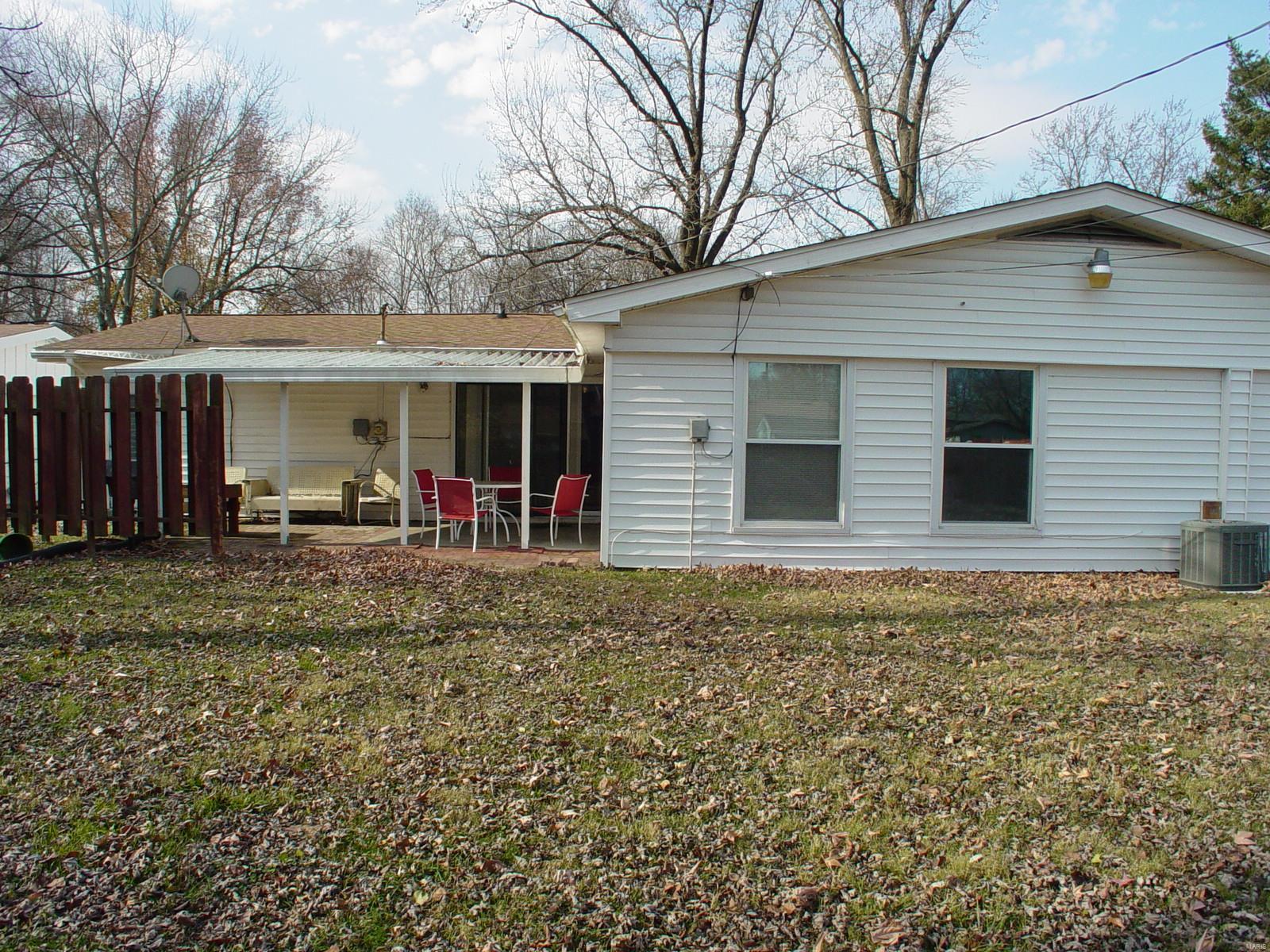 205 North Point Road Fairview Heights, IL 62208 - Photo 7 of 8