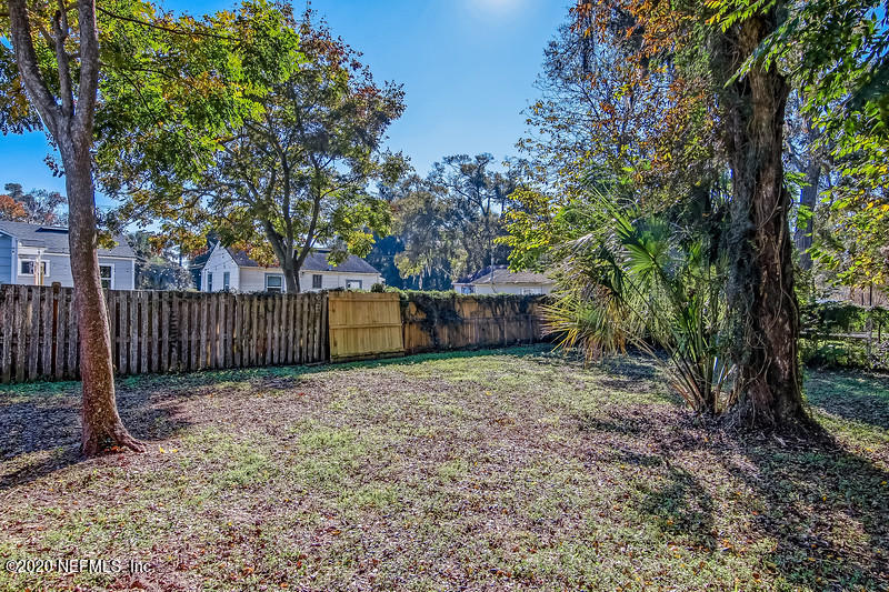 4616 Pinewood Road Jacksonville, FL 32210 - Photo 25 of 26 Oversize yard