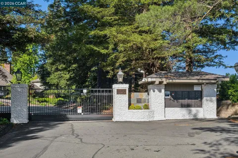 $2,385,000 | 665 Sky Hy Circle, Lafayette, CA 94549
