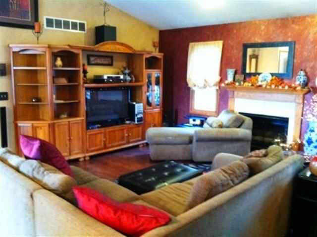 29263 Raintree Court Elkhart, IN 46517 - Photo 3 of 20 Gallery Image 3