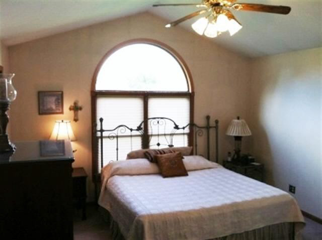 29263 Raintree Court Elkhart, IN 46517 - Photo 4 of 20 Gallery Image 4