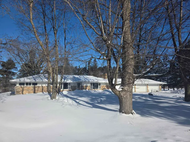 $245,000 | W7604 Vinson Street, Bryant, WI 54418