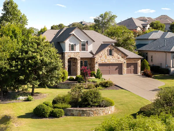 $1,099,900 | 119 Finnel Cove, Austin, TX 78737