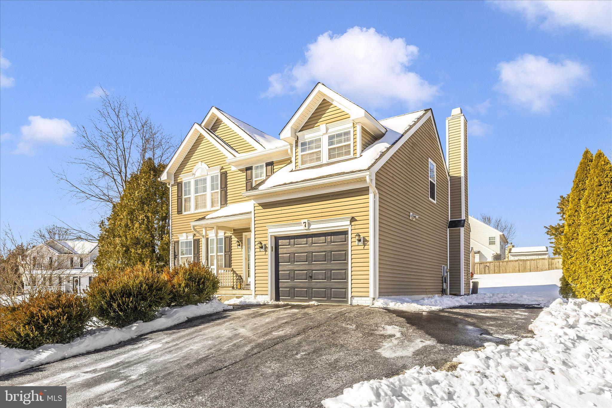 7 Rockingham Drive Keedysville, MD 21756 - Photo 2 of 48 Exterior Front