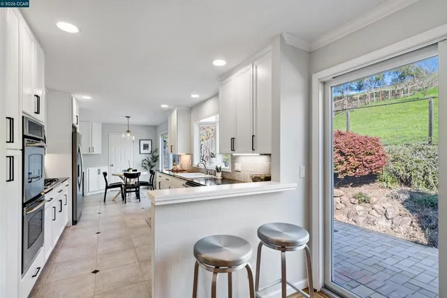 $1,795,000 | 1197-1197 Larch Avenue, Moraga, CA 94556