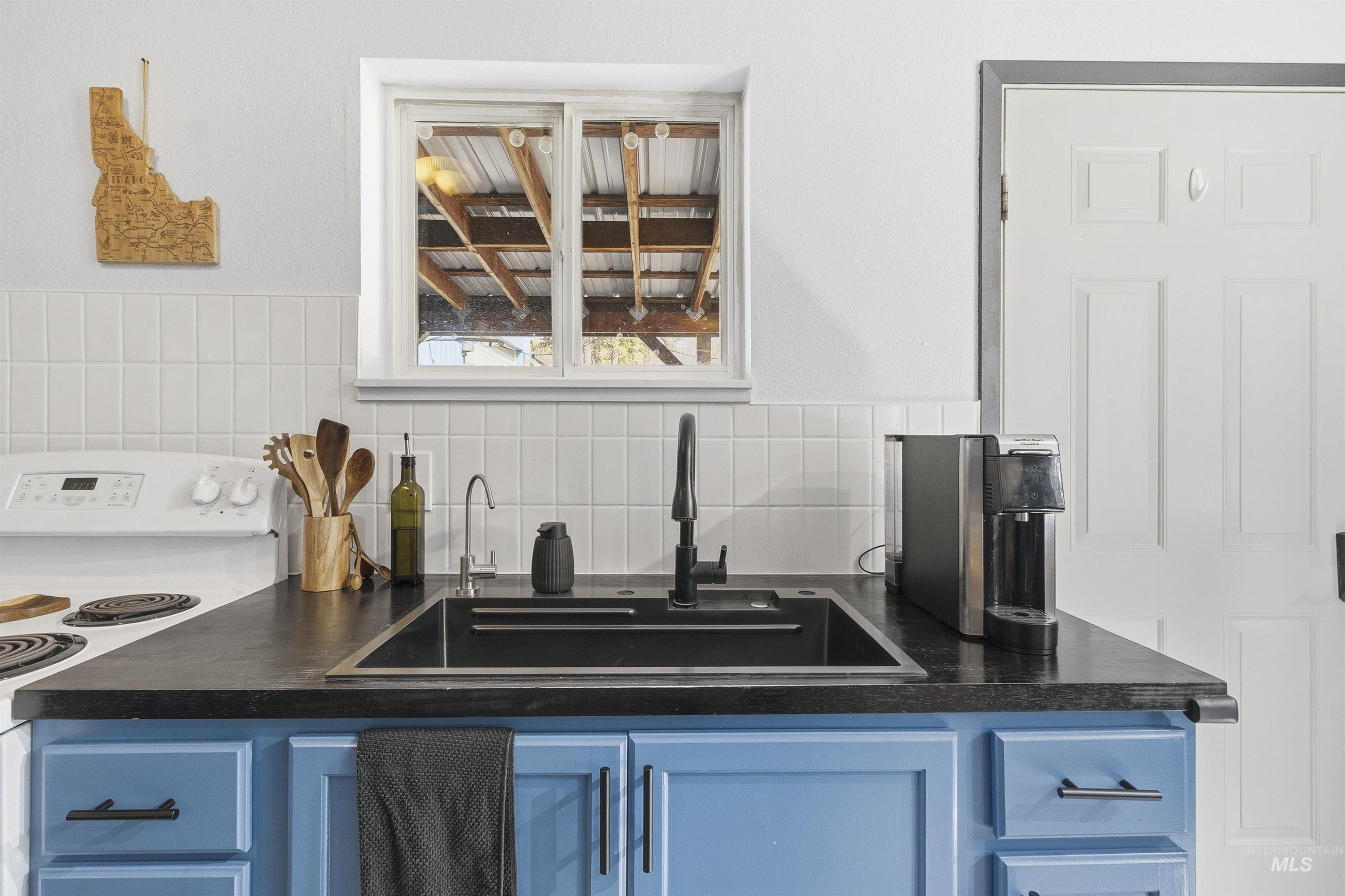 1161 Chaney Road Viola, ID 83872 - Photo 13 of 49