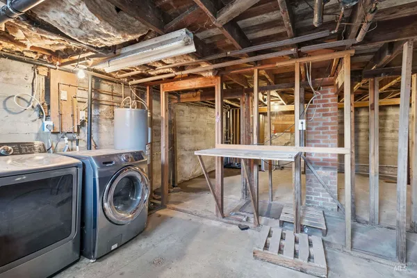 $385,000 | 1161 Chaney Road, Viola, ID 83872