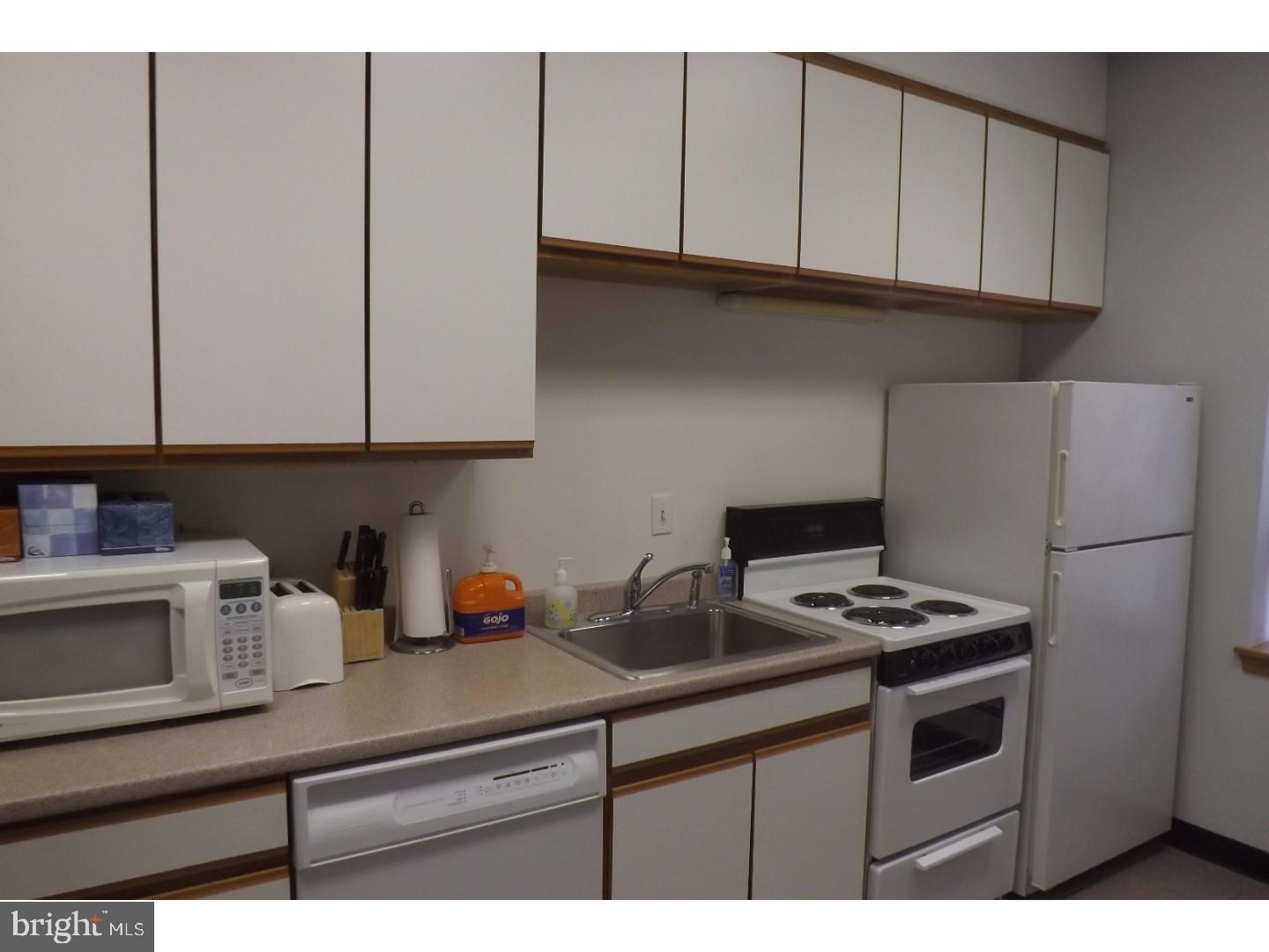 405-415 West Chester Pike Ridley Park, PA 19078 - Photo 6 of 21