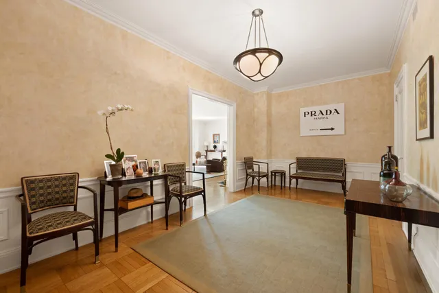 $6,595,000 | 1120 5th Avenue, Unit 2C | Upper East Side