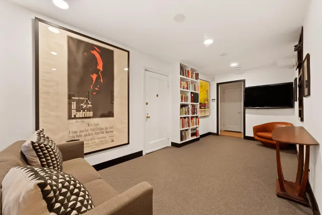 $6,595,000 | 1120 5th Avenue, Unit 2C | Upper East Side