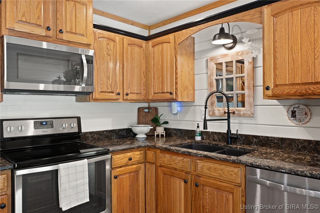 6208 Scottsville Road Floyds Knobs, IN 47119 - Photo 29 of 79