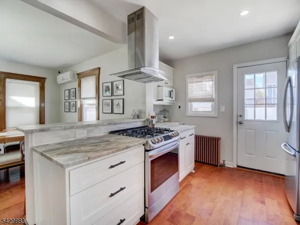 $575,000 | 210 Pershing Avenue, Roselle Park, NJ 07204