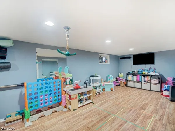 $575,000 | 210 Pershing Avenue, Roselle Park, NJ 07204
