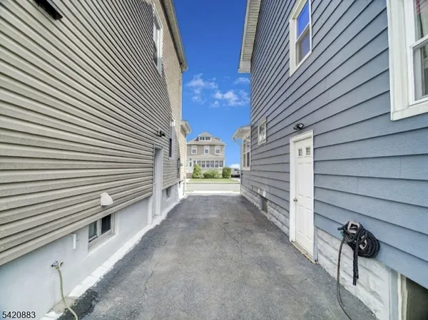 $575,000 | 210 Pershing Avenue, Roselle Park, NJ 07204