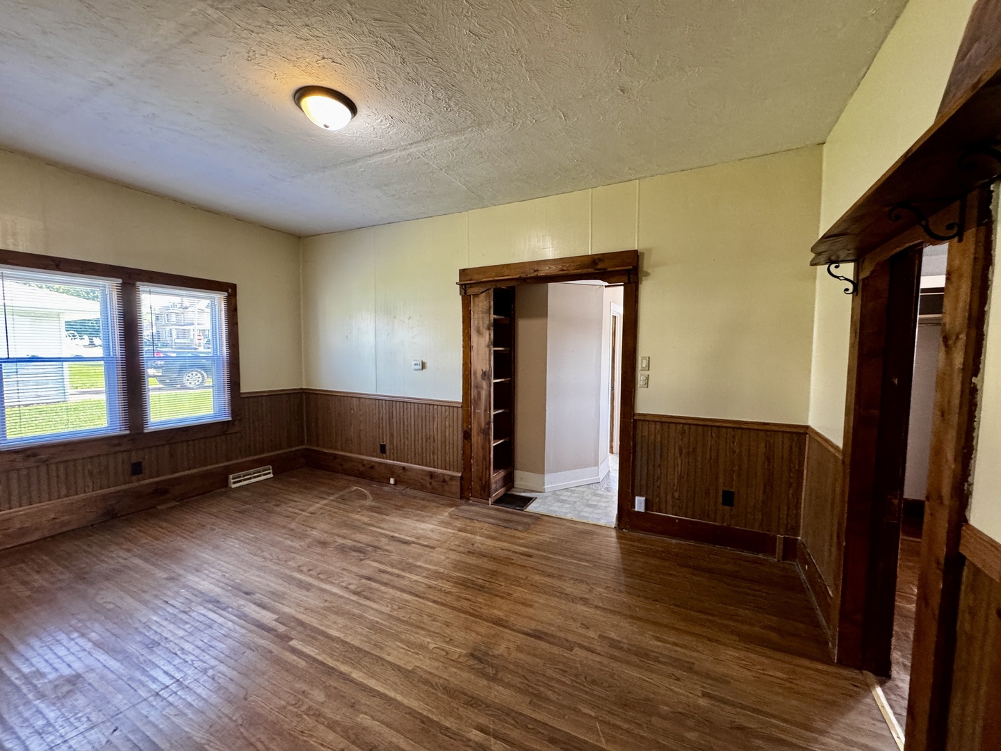 104 North Memorial Street Ohio, IL 61349 - Photo 4 of 17