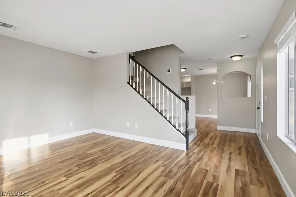 $1,995 | 910 Elegant Coral Avenue, Henderson, NV 89015