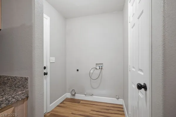 $1,995 | 910 Elegant Coral Avenue, Henderson, NV 89015