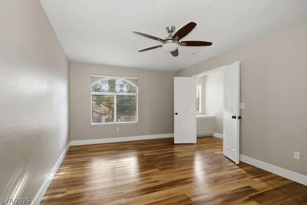 $1,995 | 910 Elegant Coral Avenue, Henderson, NV 89015