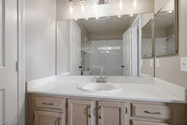 $1,995 | 910 Elegant Coral Avenue, Henderson, NV 89015