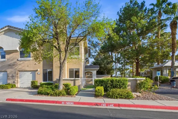 $1,995 | 910 Elegant Coral Avenue, Henderson, NV 89015