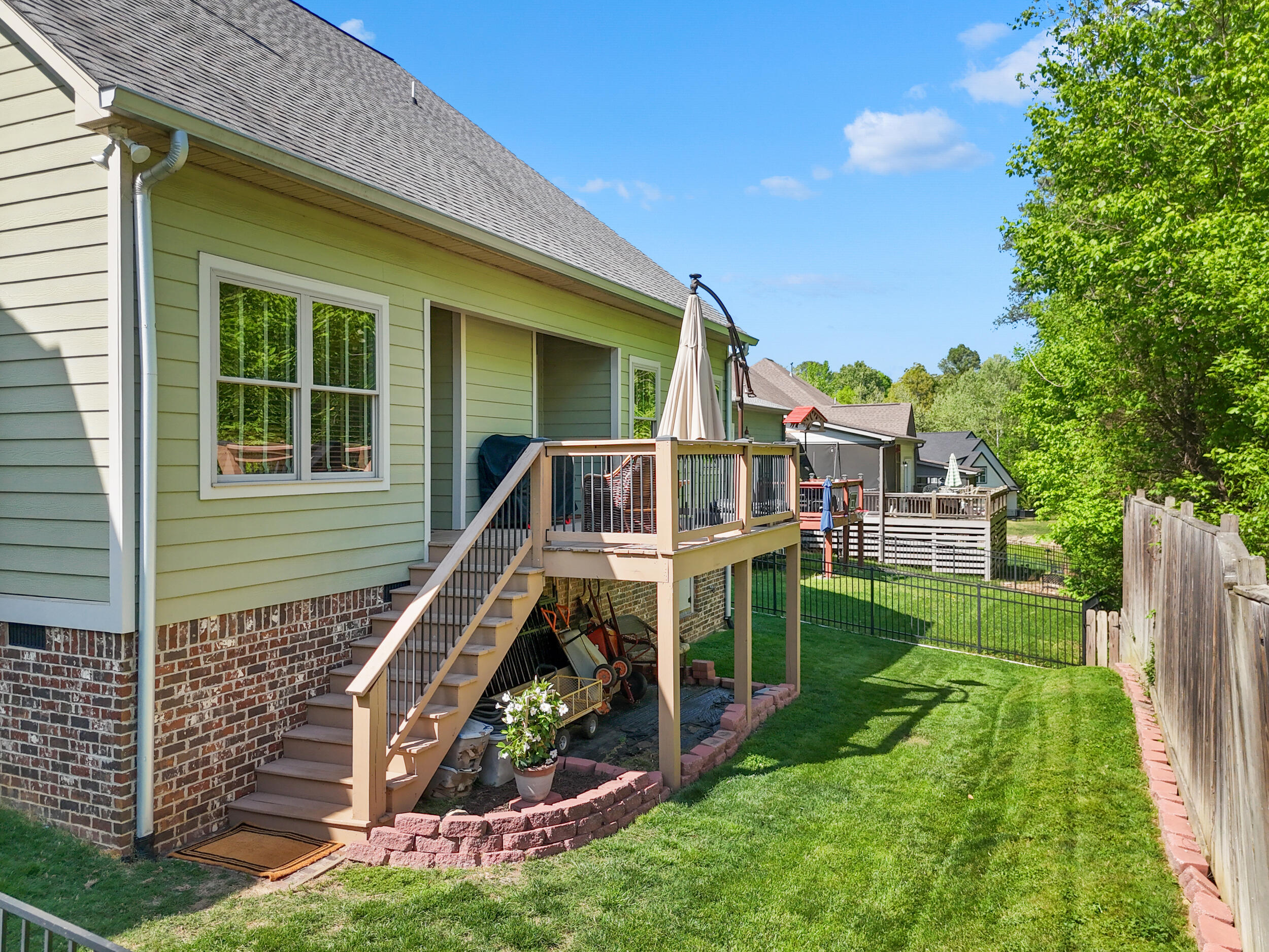 2612 Wendell Way Chattanooga, TN 37421 - Photo 4 of 30 dji_20260416040337_0017_d