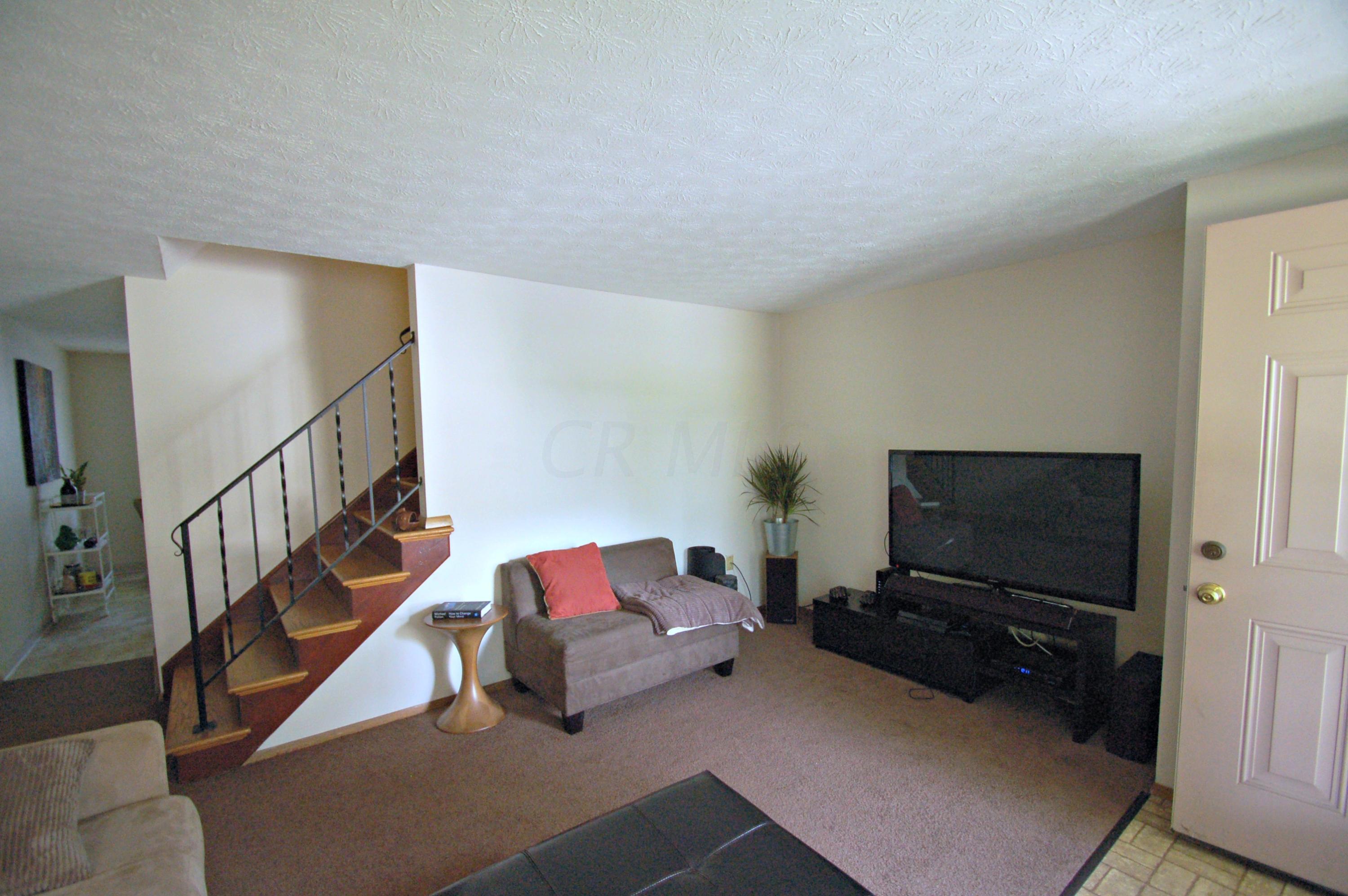 131-137 West Pacemont Road Columbus, OH 43202 - Photo 6 of 39 Gallery Image 6