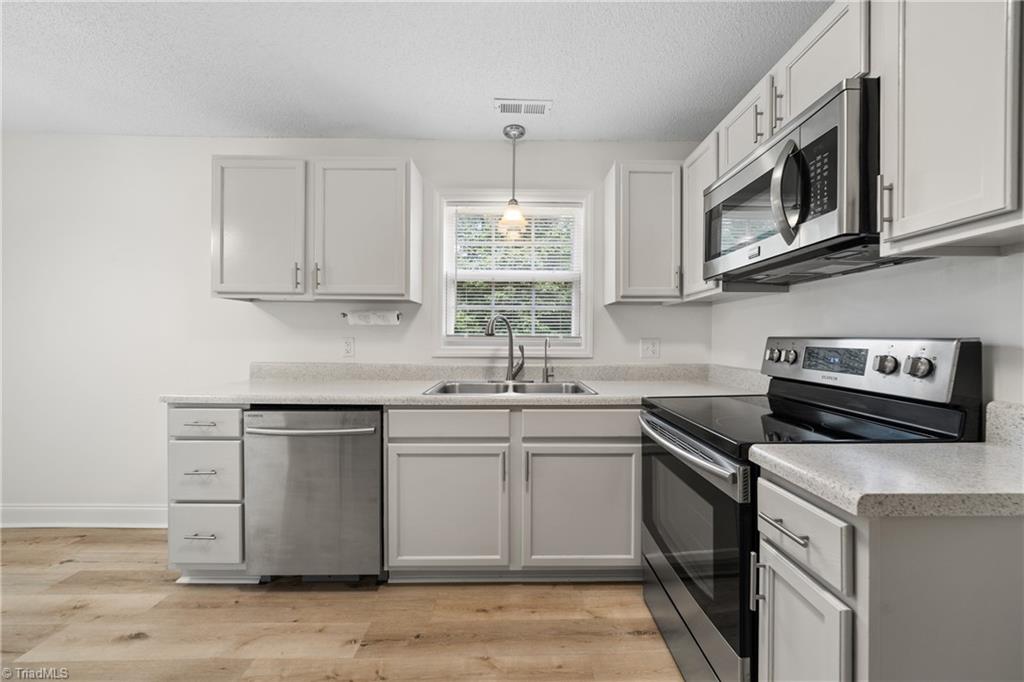 528 Lawrence Ridge Road Lewisville, NC 27023 - Photo 13 of 33 Gallery Image 13