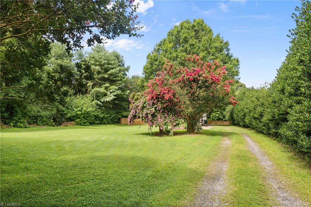 528 Lawrence Ridge Road Lewisville, NC 27023 - Photo 5 of 33 Gallery Image 5