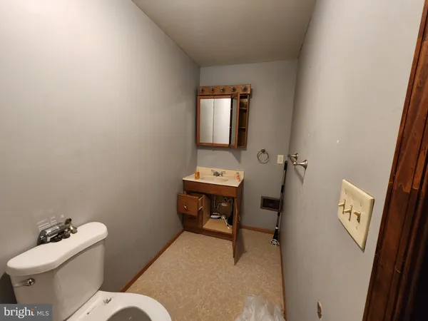 $100,000 | 1182 Nanticoke Street, Baltimore, MD 21230