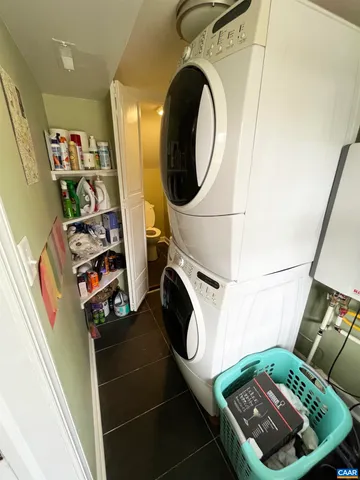 a view of utility room