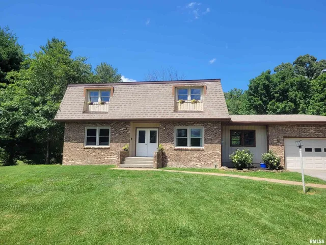 $315,000 | 11968 Goshen Meadows, Mount Vernon, IL 62864