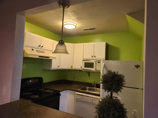 $2,000 | 1394 Bradley Drive, Harrisonburg, VA 22801