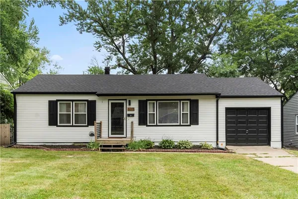 $350,000 | 4019 West 62nd Terrace, Fairway, KS 66205