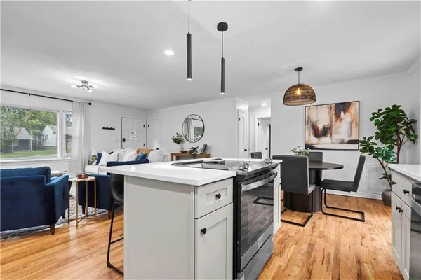 $350,000 | 4019 West 62nd Terrace, Fairway, KS 66205