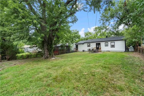$350,000 | 4019 West 62nd Terrace, Fairway, KS 66205