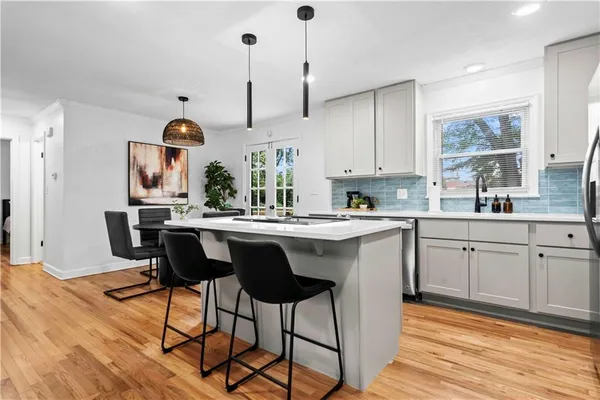 $350,000 | 4019 West 62nd Terrace, Fairway, KS 66205