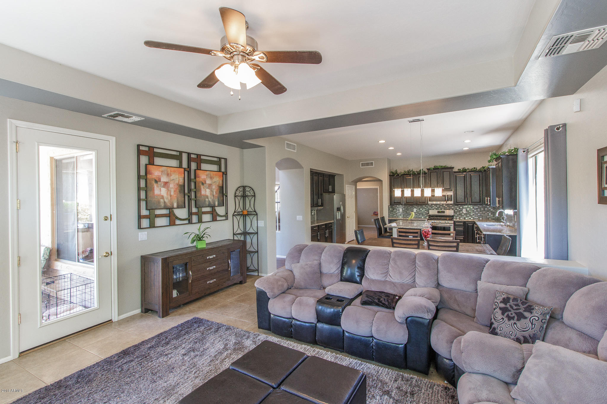 4265 East Buckboard Road Gilbert, AZ 85297 - Photo 11 of 55 11) FAMILY ROOM