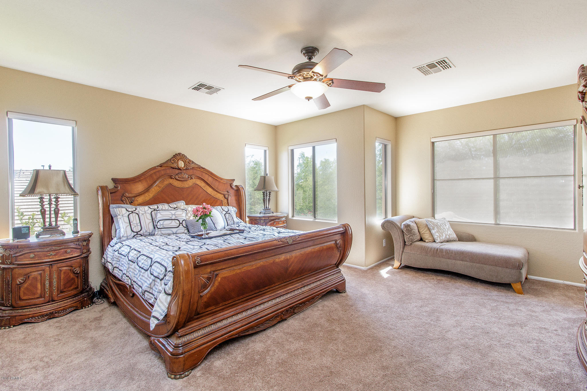 4265 East Buckboard Road Gilbert, AZ 85297 - Photo 15 of 55 15) MASTER UPSTAIRS