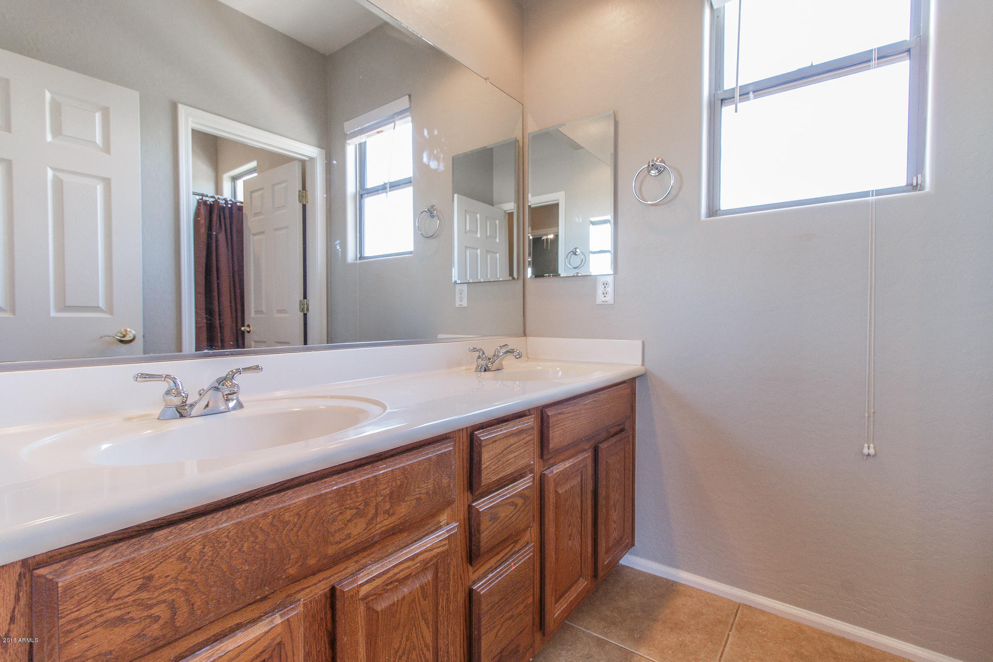 4265 East Buckboard Road Gilbert, AZ 85297 - Photo 24 of 55 24) BATHROOM 2 UP