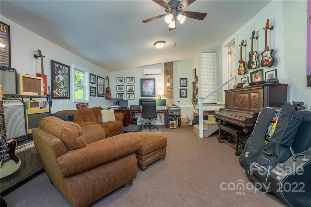 222 Bee Ridge Road Asheville, NC 28803 - Photo 35 of 48 Gallery Image 35