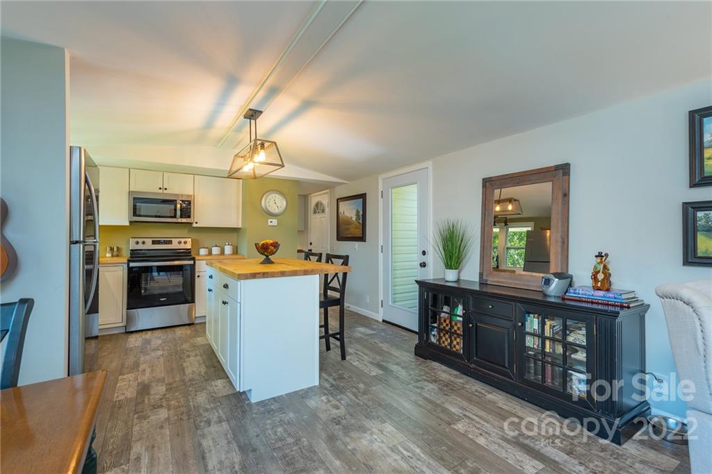 222 Bee Ridge Road Asheville, NC 28803 - Photo 9 of 48 Gallery Image 9