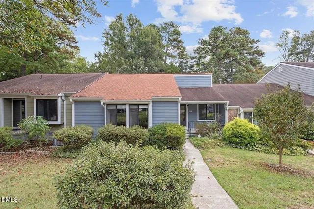 $1,900 | 5830 Whitebud Drive, Raleigh, NC 27609