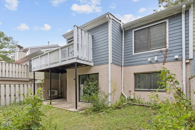 $1,900 | 5830 Whitebud Drive, Raleigh, NC 27609