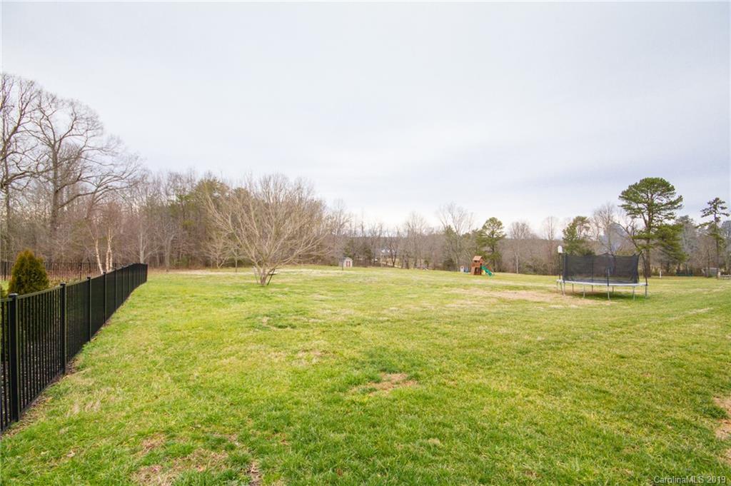 556 Wiggins Road Mooresville, NC 28115 - Photo 32 of 34 Gallery Image 32
